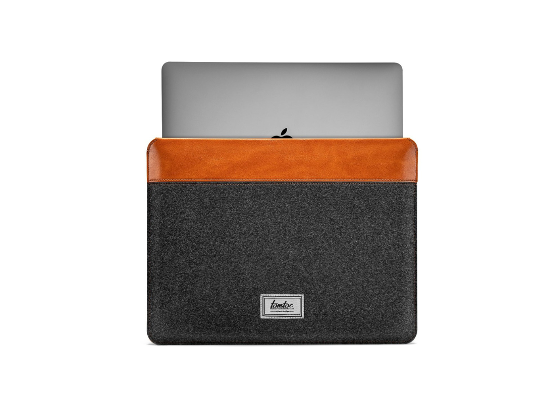 Buy Tomtoc H16 Sleeve for MacBook Pro 16'' in Qatar