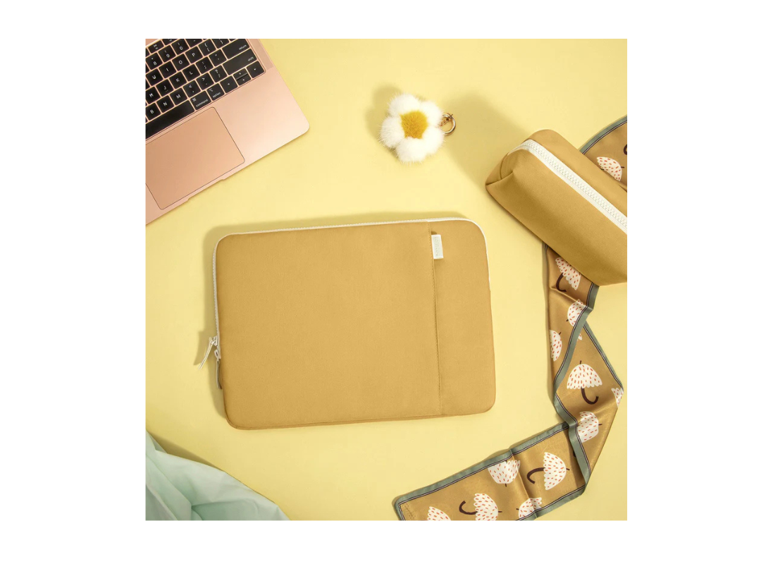 Buy Tomtoc TheHer-A23 Jelly Laptop Sleeve Kit for 13-inch MacBook Air Maize Yellow in Qatar