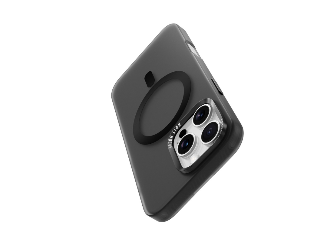 Green Lion Matte MagSafe X Case for iPhone 16 Pro Max | Qatar & GCC