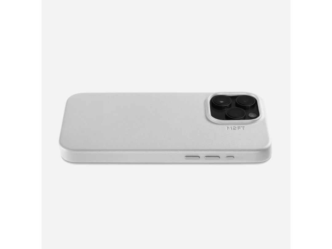 MOFT iPhone 15 Pro Max Snap Phone Case  Misty Cove