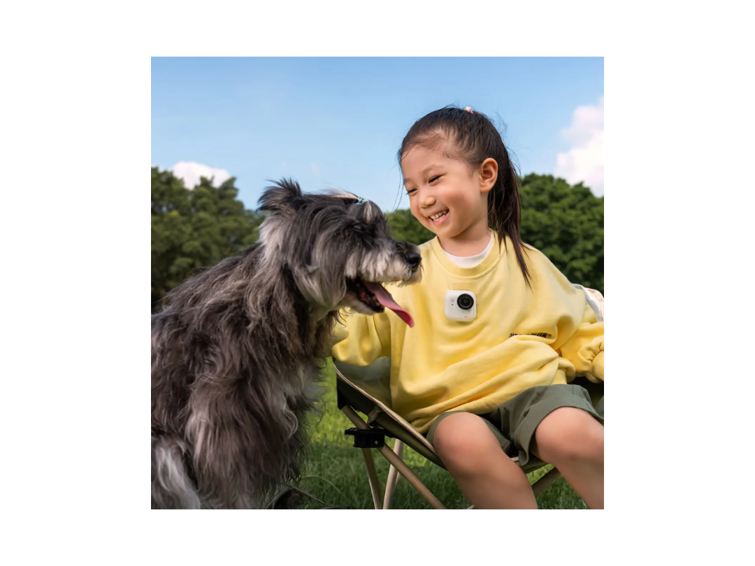 Insta360 GO Ultra Sticky Tabs 10-Pack – Strong Single-Use Mounts