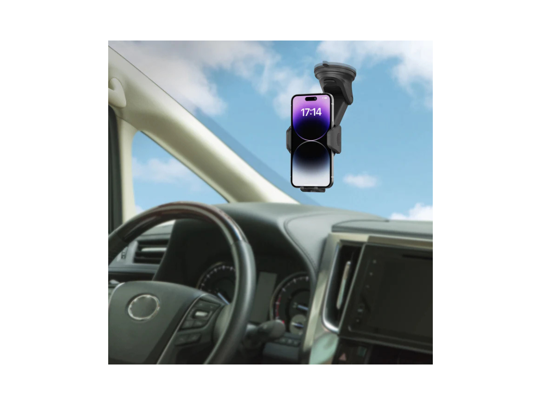 Buy Momax MoVe Universal Car Mount - Secure & Adjustable for Phones in Qatar