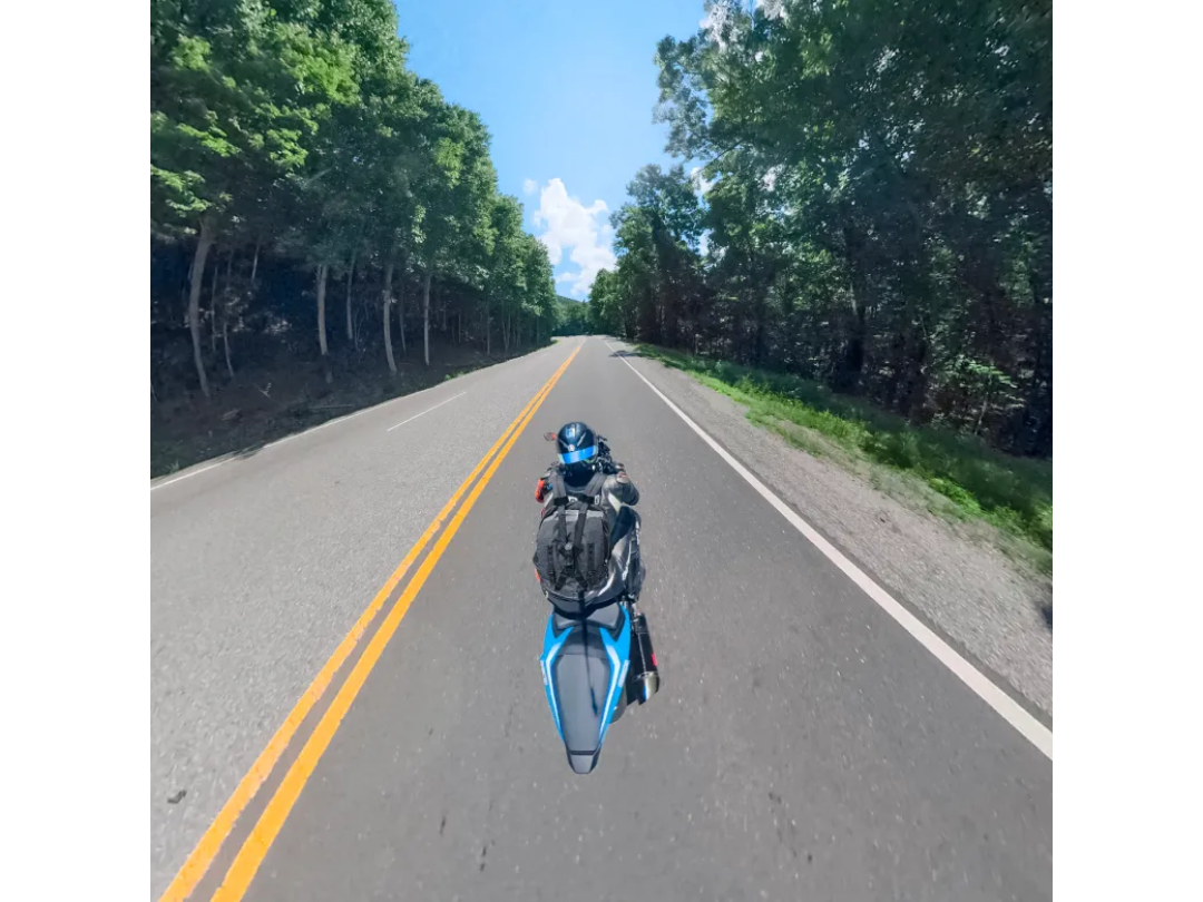 Insta360 Third-Person Backpack Mount – Drone-Like POV | Qatar