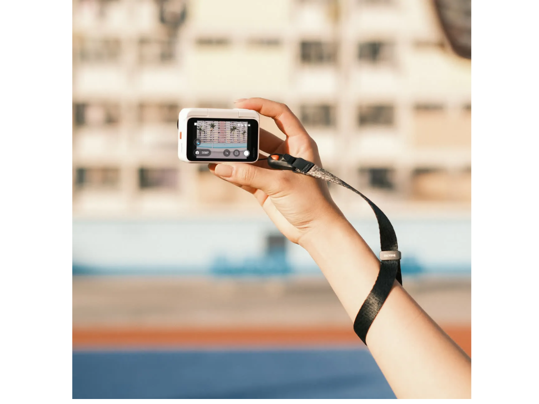 Insta360 GO Ultra Quick Release Wrist Strap – Secure POV Grip | Qatar