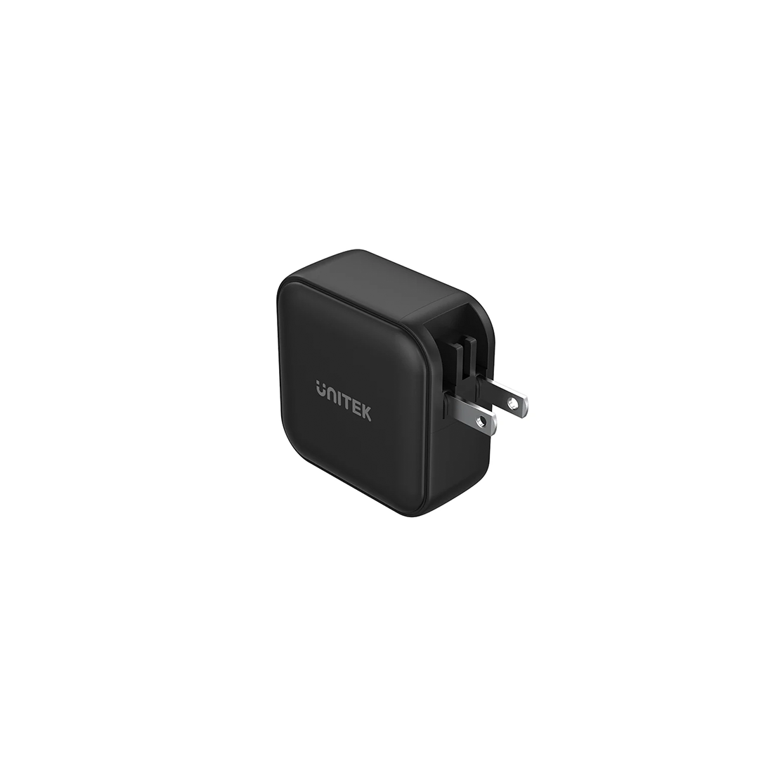 Unitek TRAVEL QUAD GaN 4 Ports 100W Charger with USB PD and QC 3.0 in Black (Travel Charger) in Qatar